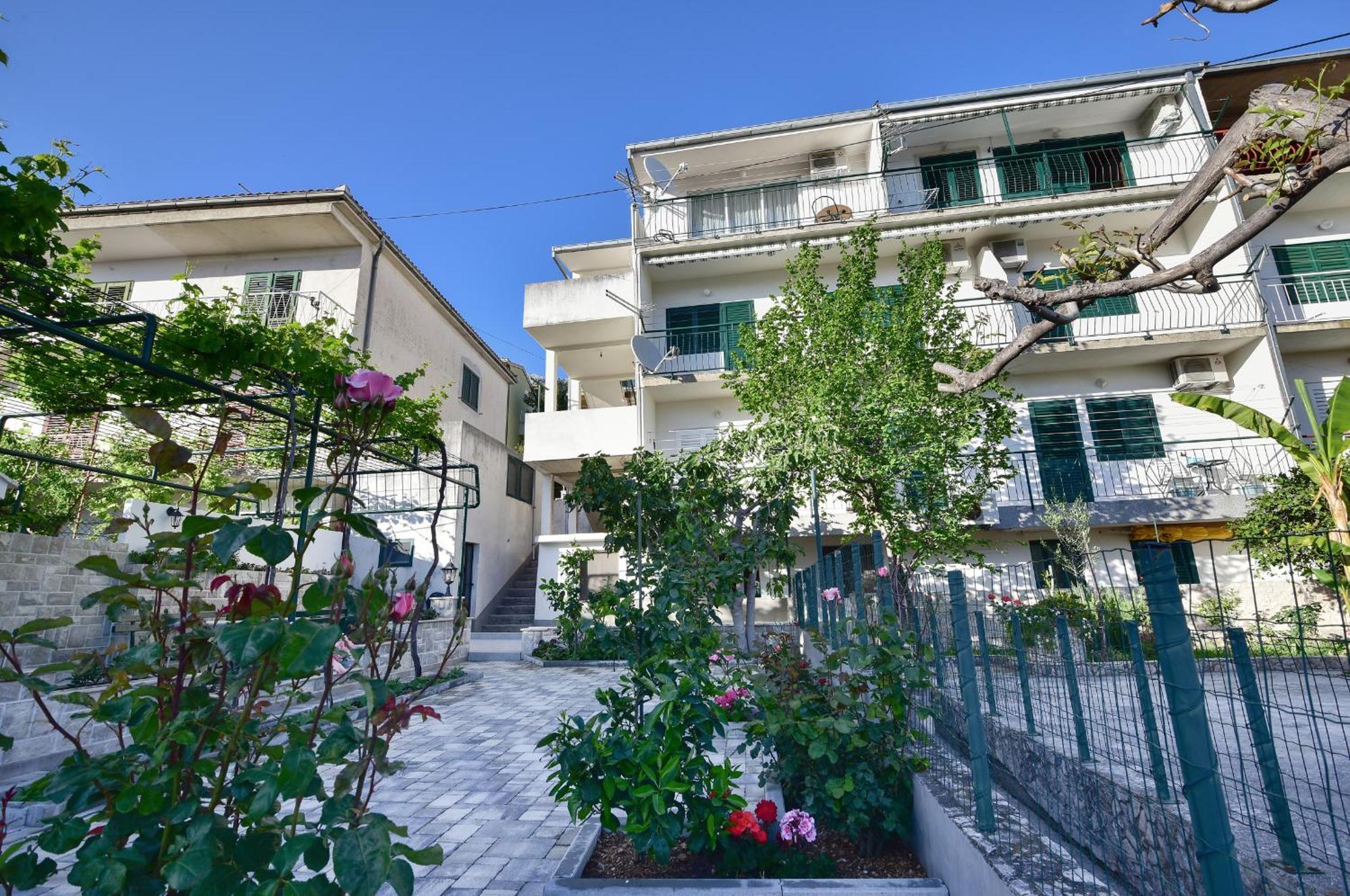 Vjeko Apartment Makarska